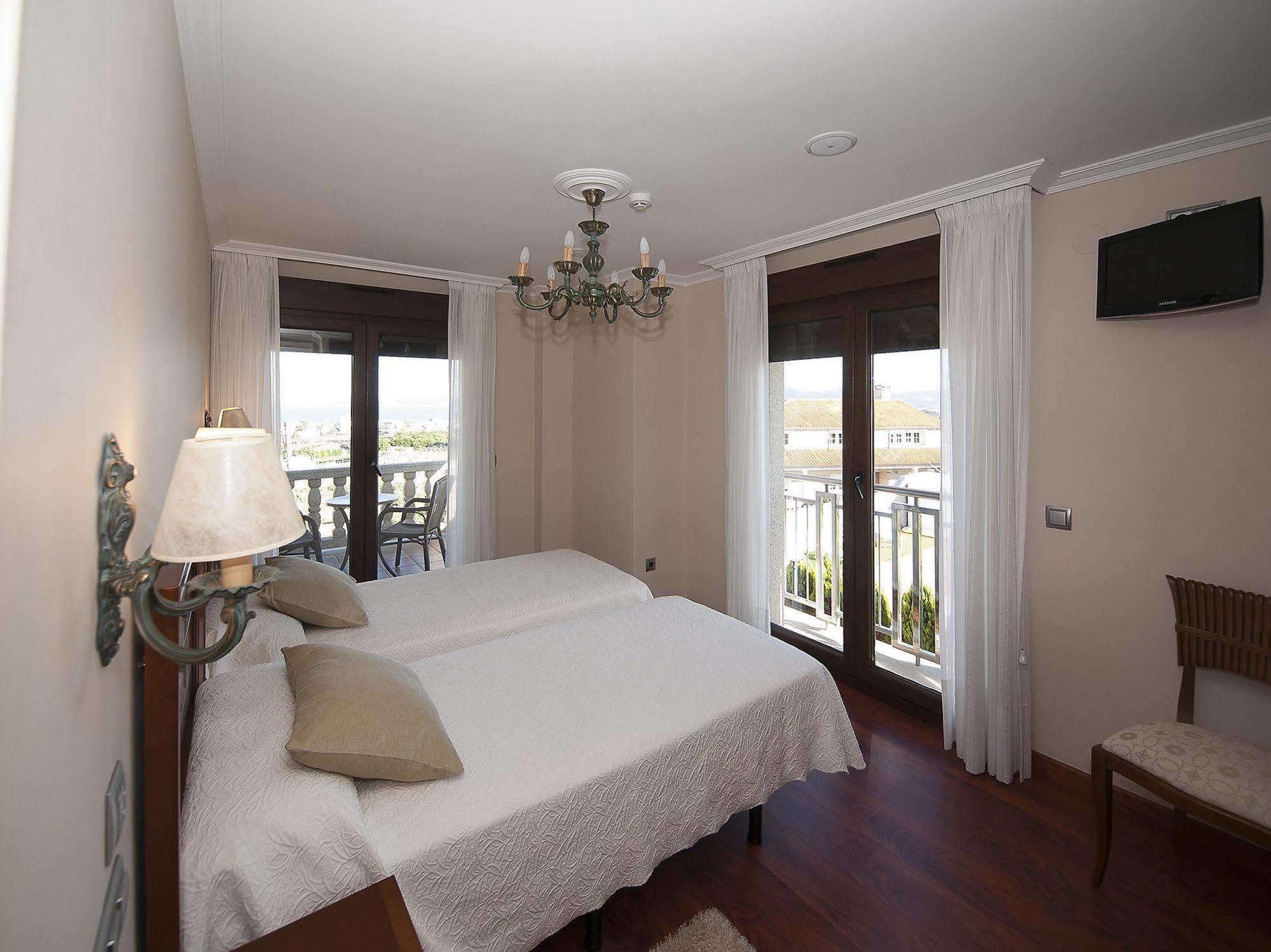 Pension Residencia A Cruzan (Adults Only) Noalla  Exteriér fotografie